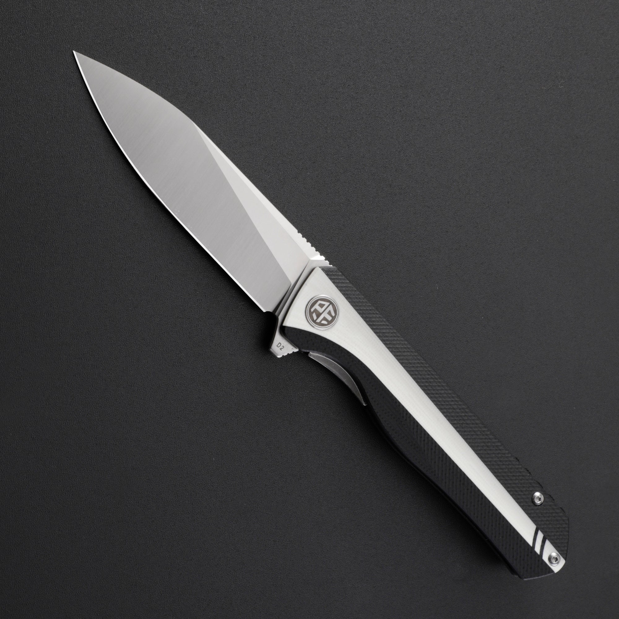 Petrified Fish PF818-Forward,3.54"D2 Steel Blade,G10/Micarta/G10+Carbon Fiber Handle, Flipper Liner lock Folding knife