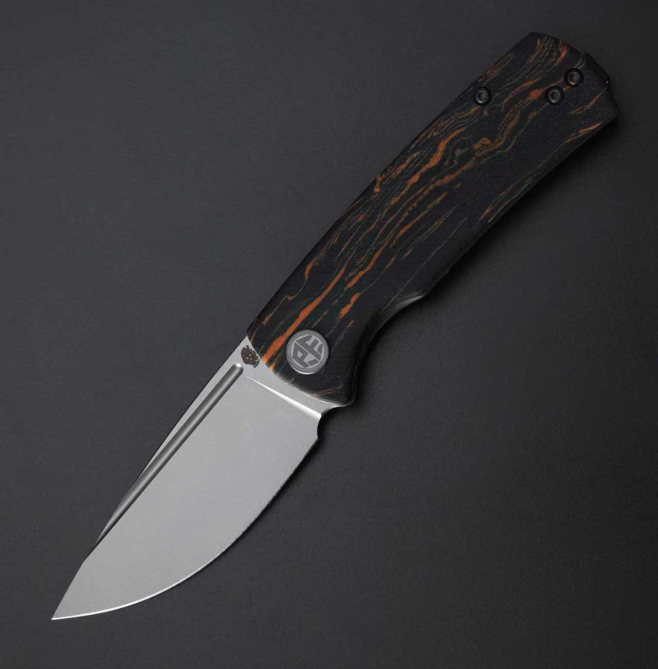 Petrified Fish PFP01X Beluga ,2.99" 14C28N Blade,95.6g G10/Carbon Fiber Handle Front Flipper Liner lock Folding knife