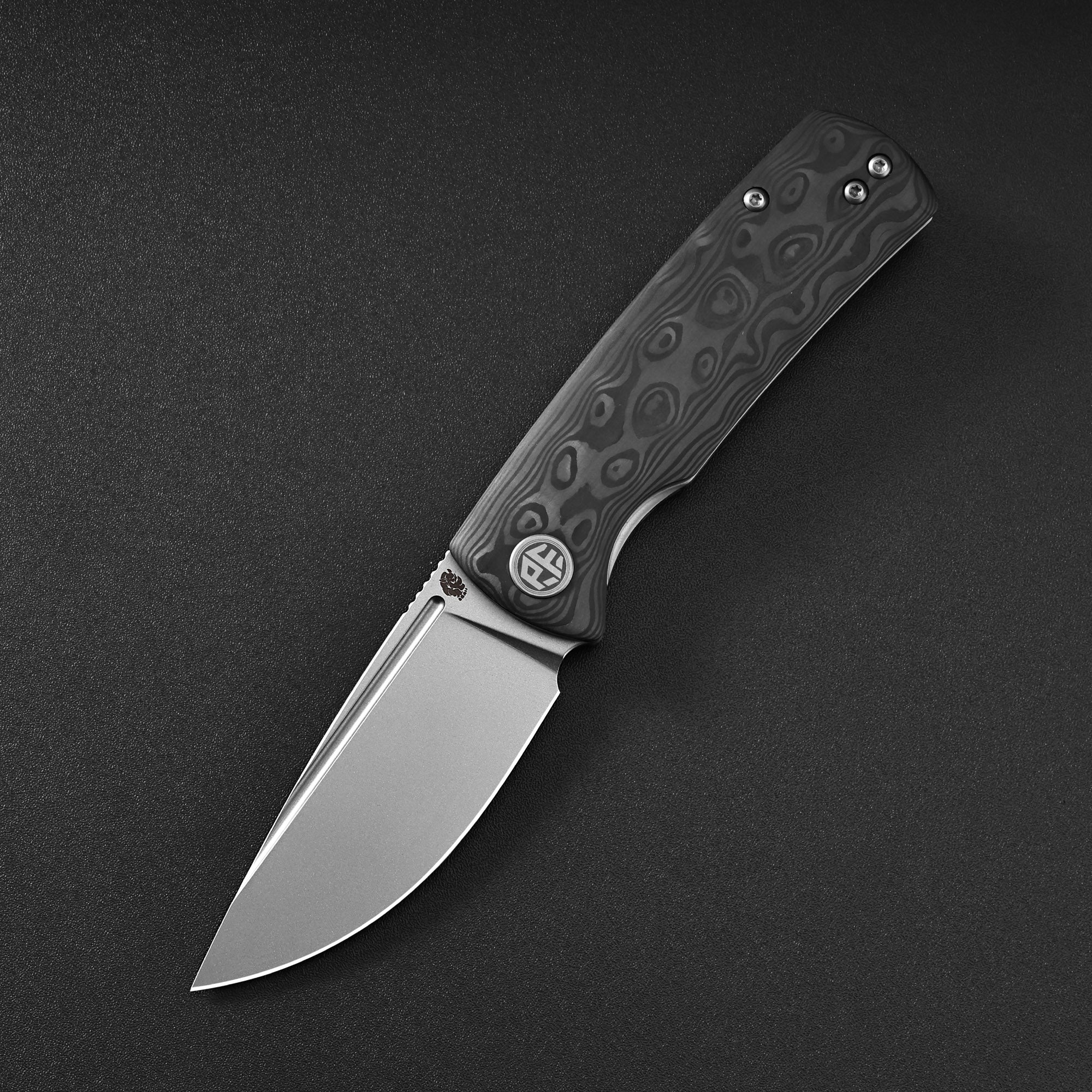 Petrified Fish PFP01X Beluga ,2.99" 14C28N Blade,95.6g G10/Carbon Fiber Handle Front Flipper Liner lock Folding knife