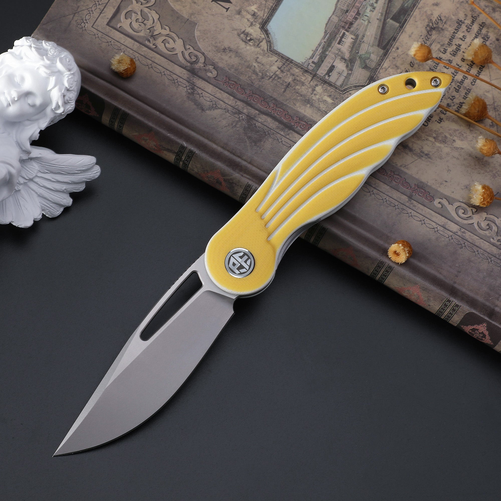 Petrified Fish PFE06 Nightingale ,3.07" 14C28N Blade,87g G10 Handle Front Flipper Liner Lock Folding Knife