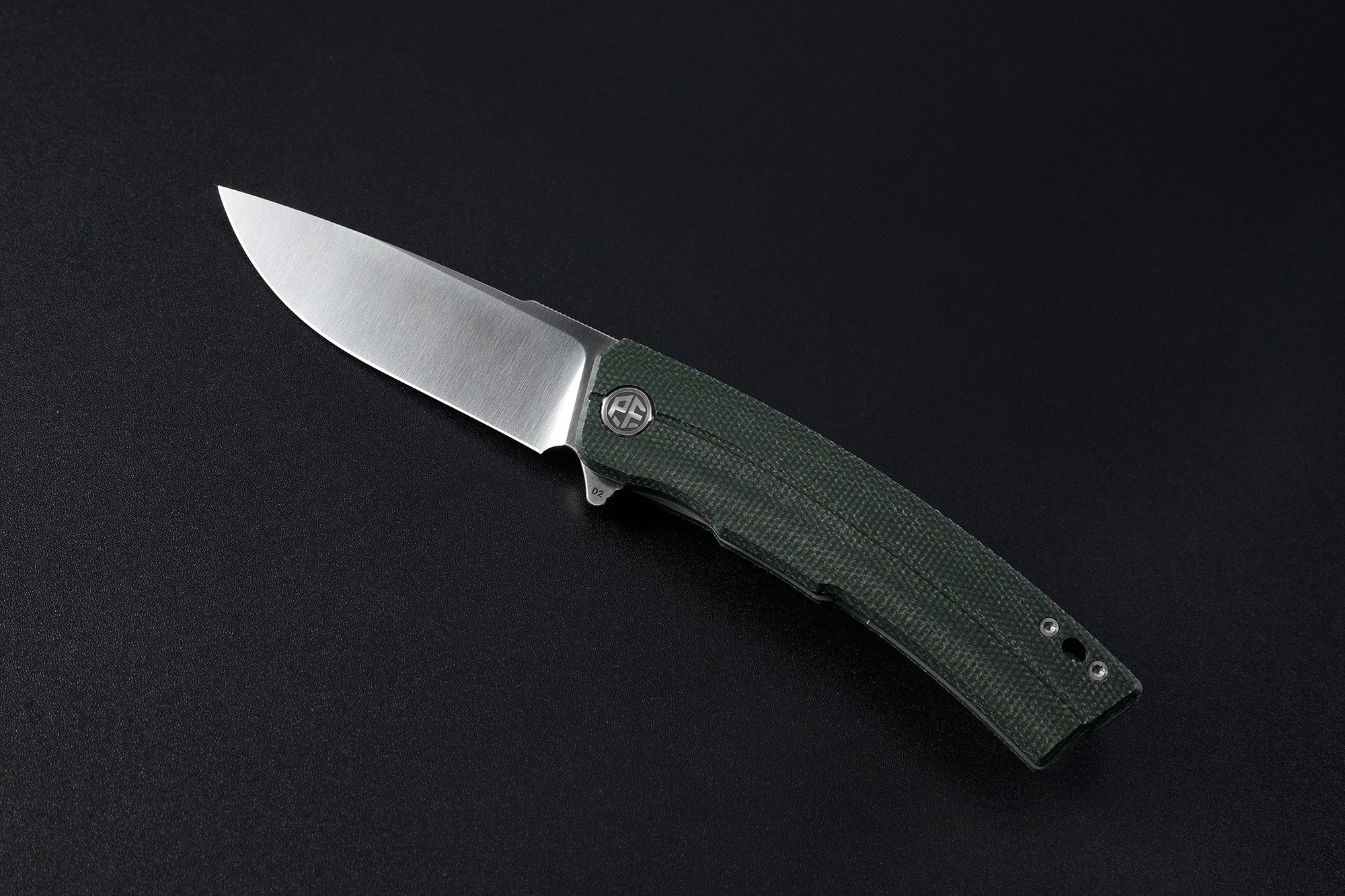 Petrified Fish PFP02 Magazine,3.66“ D2 Satin Blade，G10/Micarta/Carbon Fiber 145g folding Kinfe