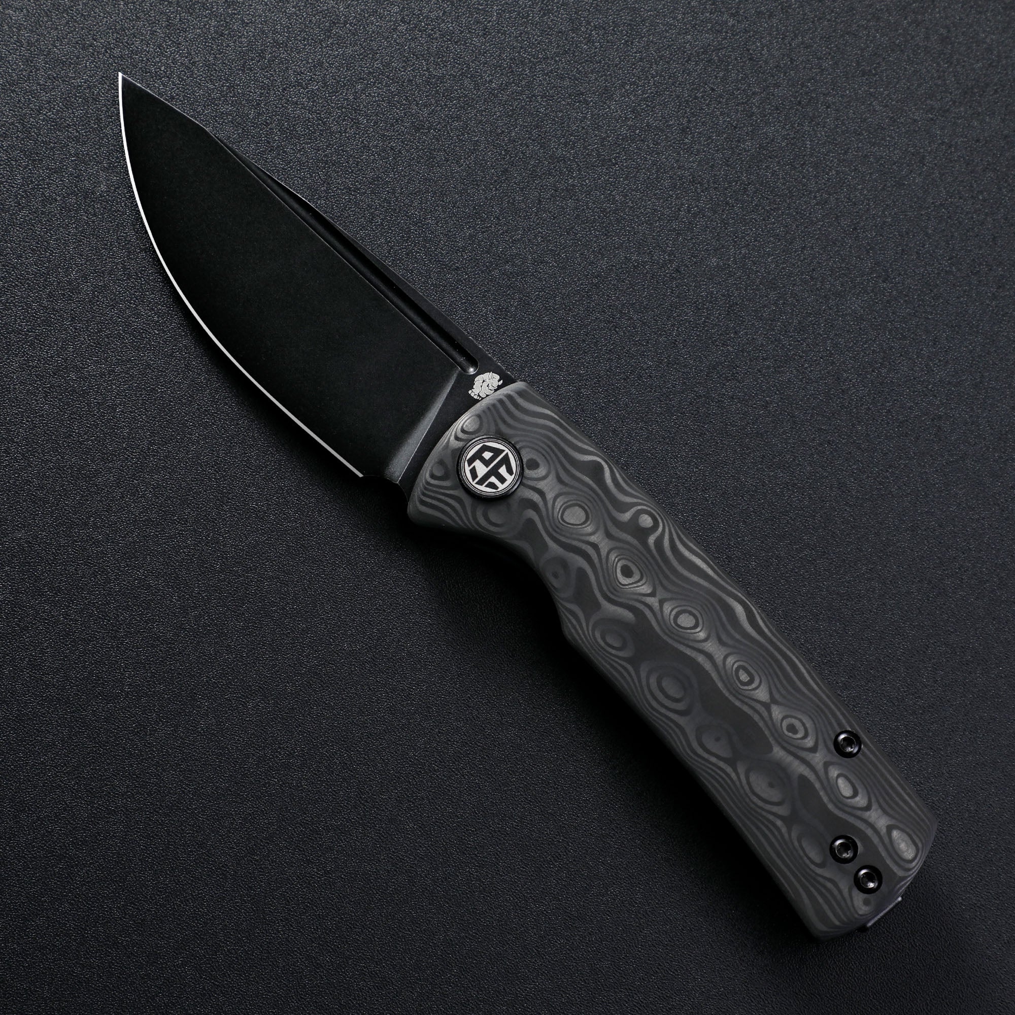 Petrified Fish PFP01X Beluga ,2.99" 14C28N Blade,95.6g G10/Carbon Fiber Handle Front Flipper Liner lock Folding knife