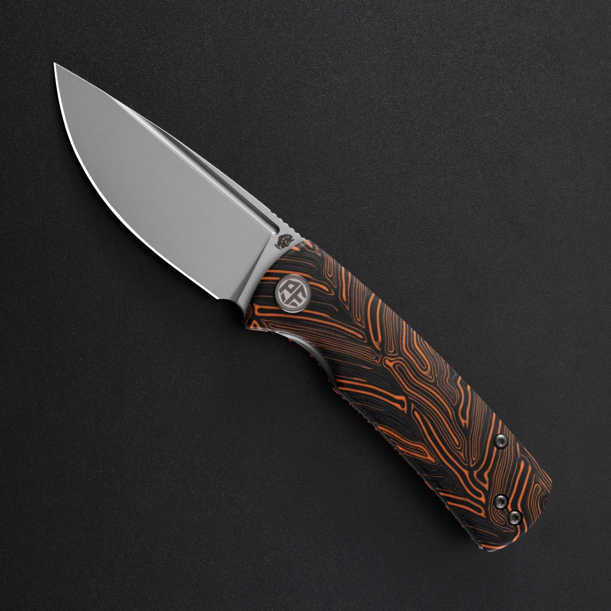 Petrified Fish PFP01X Beluga ,2.99" 14C28N Blade,95.6g G10/Carbon Fiber Handle Front Flipper Liner lock Folding knife