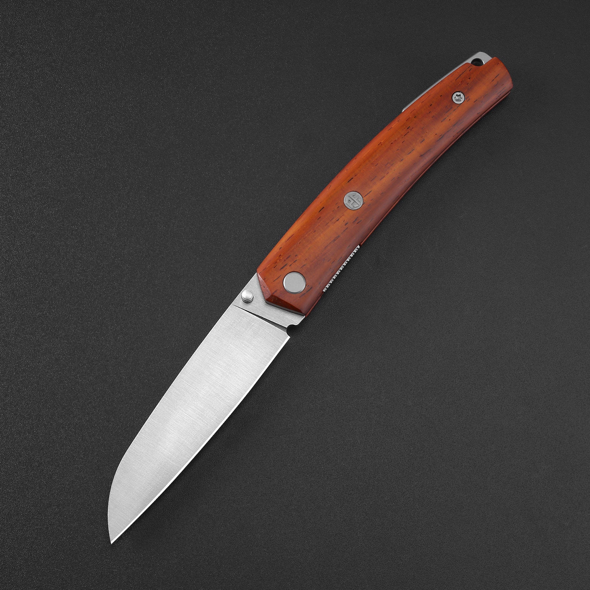 Petrified Fish PF719 V2-Patte,3.43"14C28N Steel Blade,Wood/Carbon Fiber Handle,Thumb Stud Liner Lock Folding knife