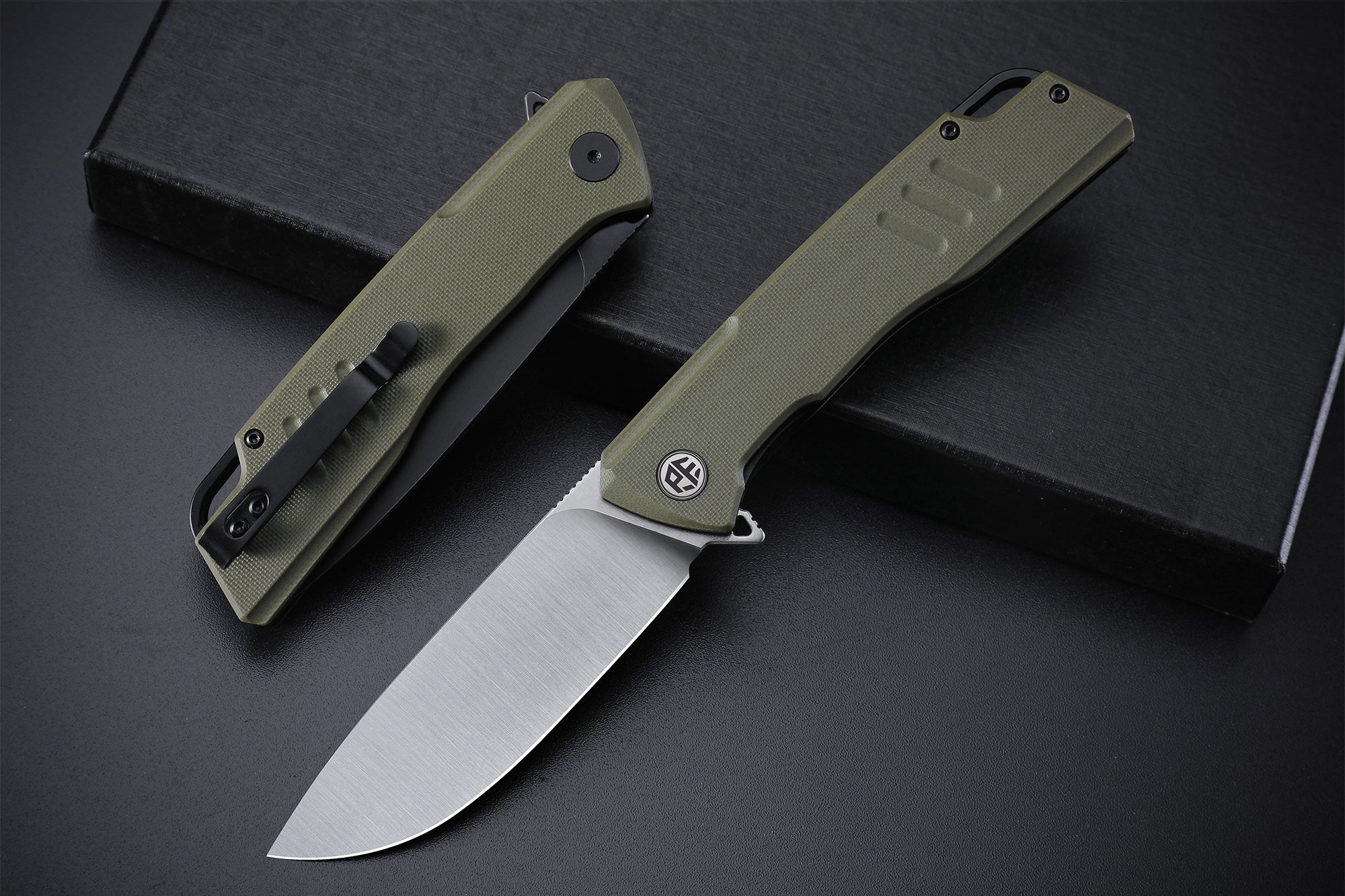 Petrified Fish PFB02 Loco ,3.70" D2 Satin Blade, 150g G10 Handle Flipper Liner lock Folding knife
