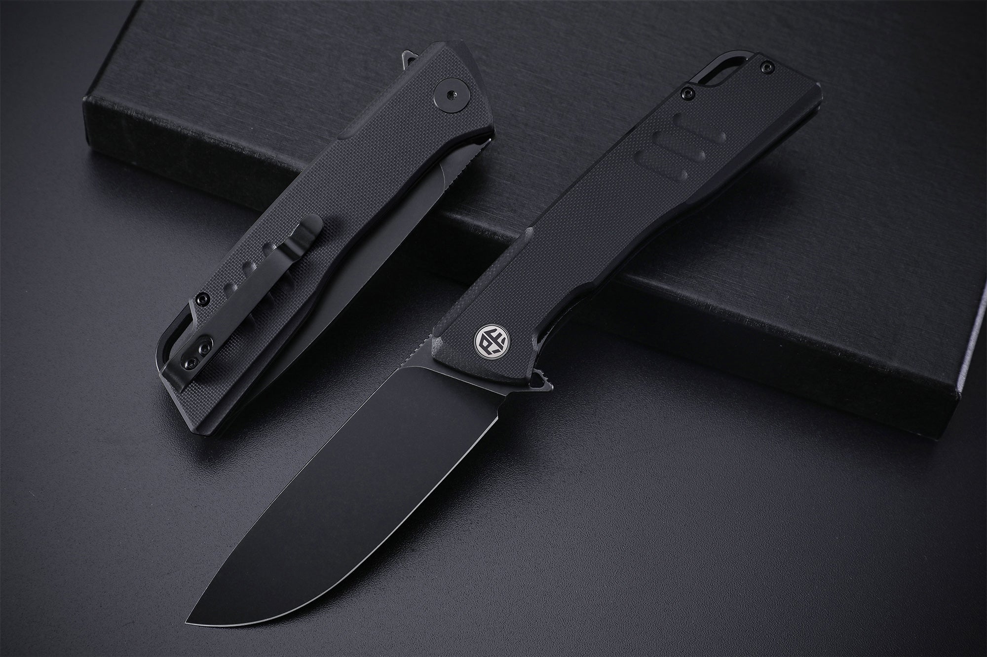 Petrified Fish PFB02 Loco ,3.70" D2 Satin Blade, 150g G10 Handle Flipper Liner lock Folding knife