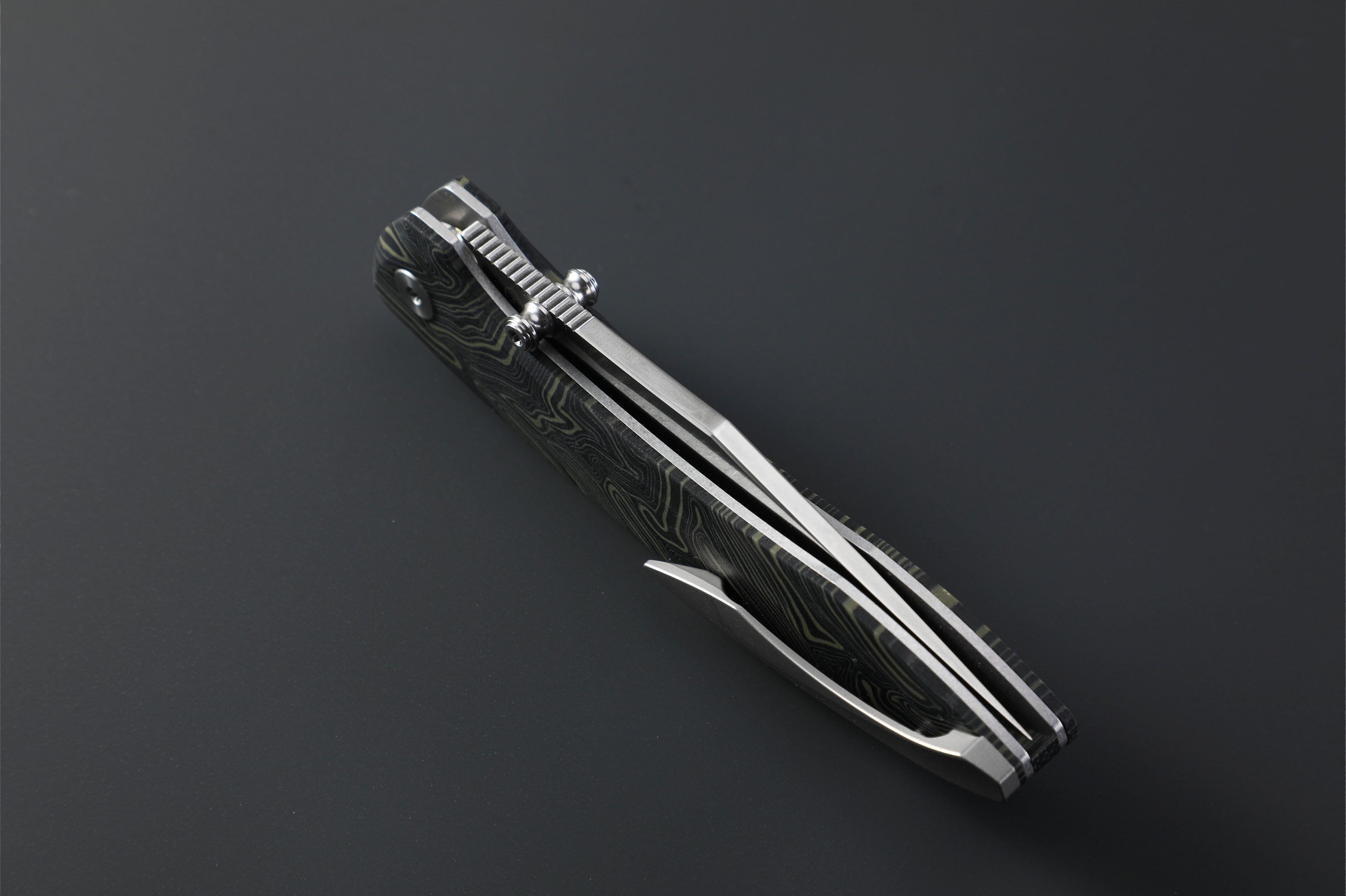 Petrified Fish PFE08 Grow ,3.62" K110 Satin Blade, 108g G10 Handle Button Lock Folding knife