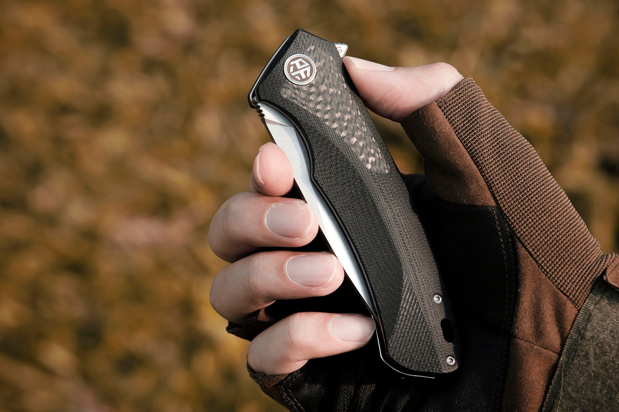 Petrified Fish PF838 Pub,3.74"D2 Steel Blade,Carbon Fiber&G10 Handle, Flipper Liner lock Folding knife