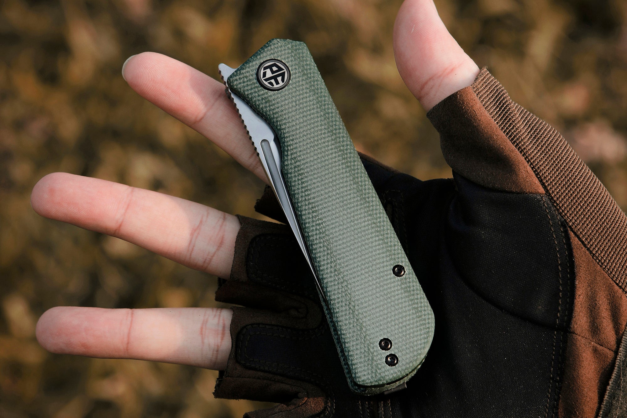 Petrified Fish PFP07 Viking  ,3.62" K110 Satin Blade, 123g G10 Handle Front Flipper Liner lock Folding knife