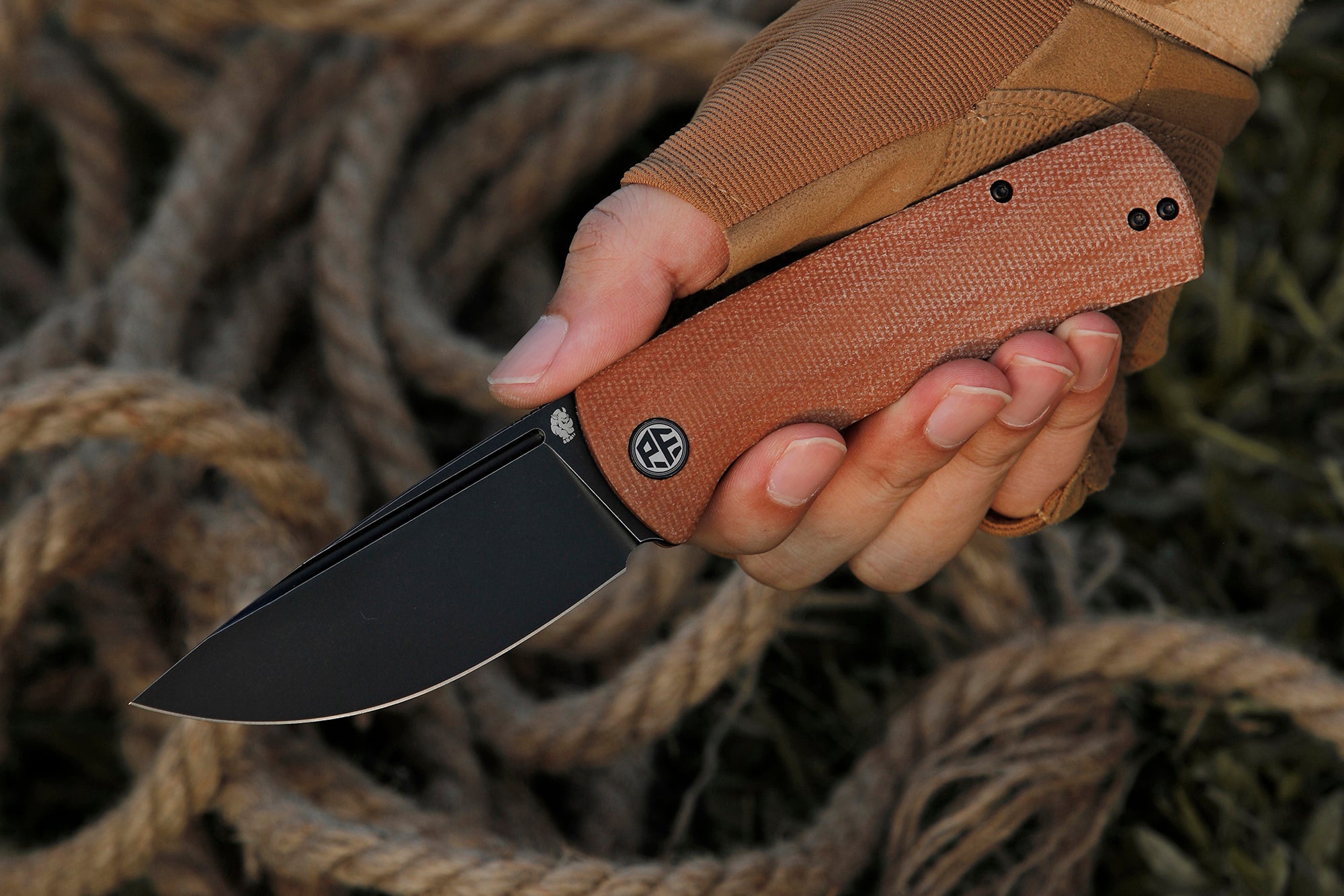 Petrified Fish PFP01 Beluga ,3.62" K110 Black Sand blasting Blade,159g/142g  G10/Micarta Handle Front Flipper Liner lock Folding knife