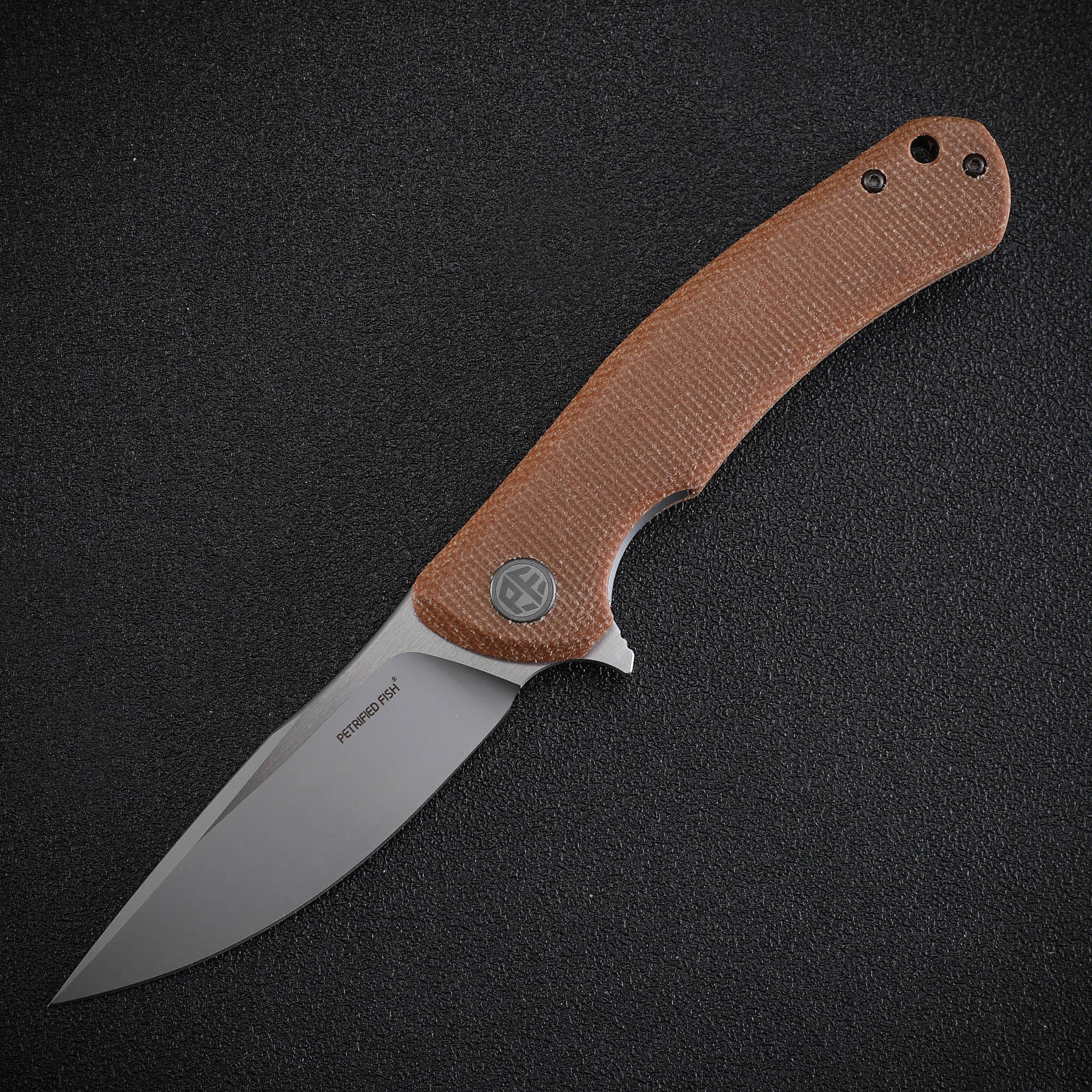 Petrified Fish PF949 Warrior Flipper Knife Carbon Fiber With G10 Handle (90mm K110)
