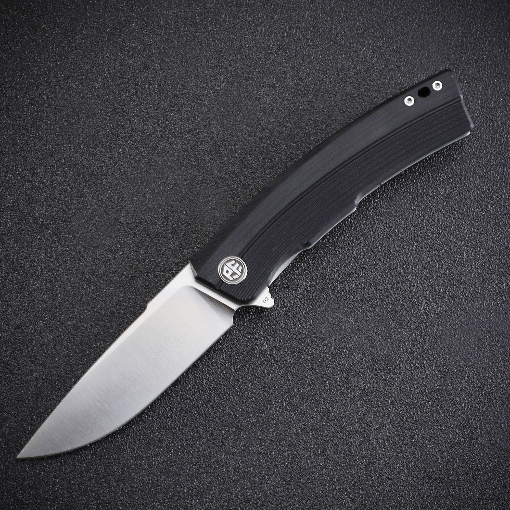 Petrified Fish PFP02 Magazine,3.66“ D2 Satin Blade，G10/Micarta/Carbon Fiber 145g folding Kinfe