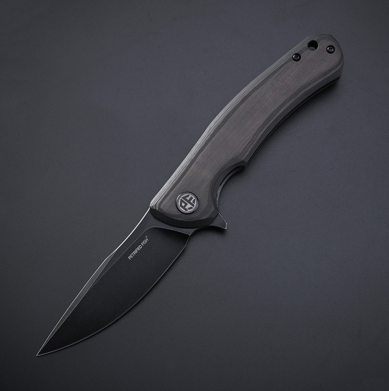 Petrified Fish PF949 Warrior Flipper Knife Carbon Fiber With G10 Handle (90mm K110)