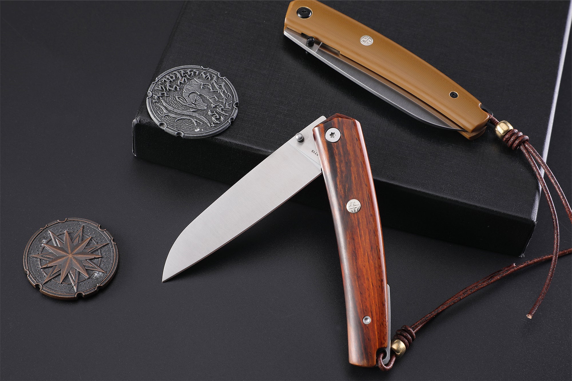 PF719 Thumb stud knife（87mm 12C27）Wood/G10 Handle
