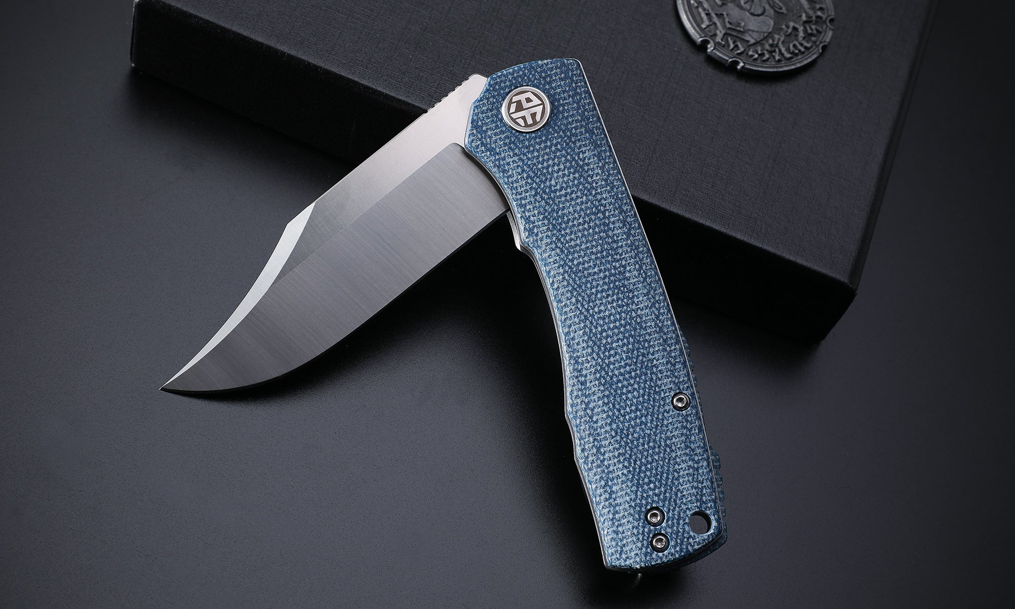 Petrified Fish PFP03 Victor ,3.58" K110 Satin Blade,140g Micarta Handle Flipper Liner lock Folding knife